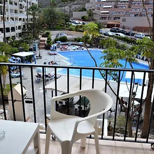 Castle H 408 Apartamento